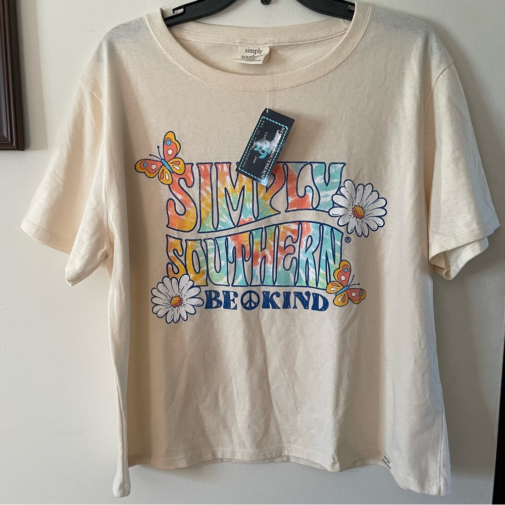 NEW SIMPLY SOUTHERN TEE